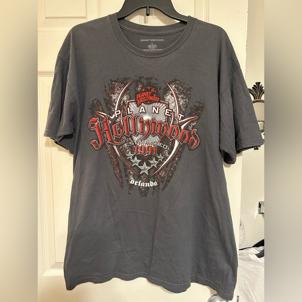 Vintage 1991 Planet Hollywood Orlando Black Crew Neck Graphic Tee